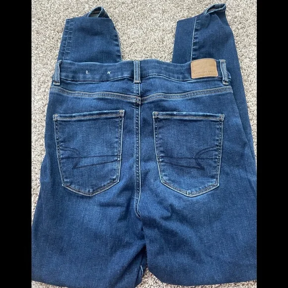 American Eagle Jeans - Picture 2 of 4